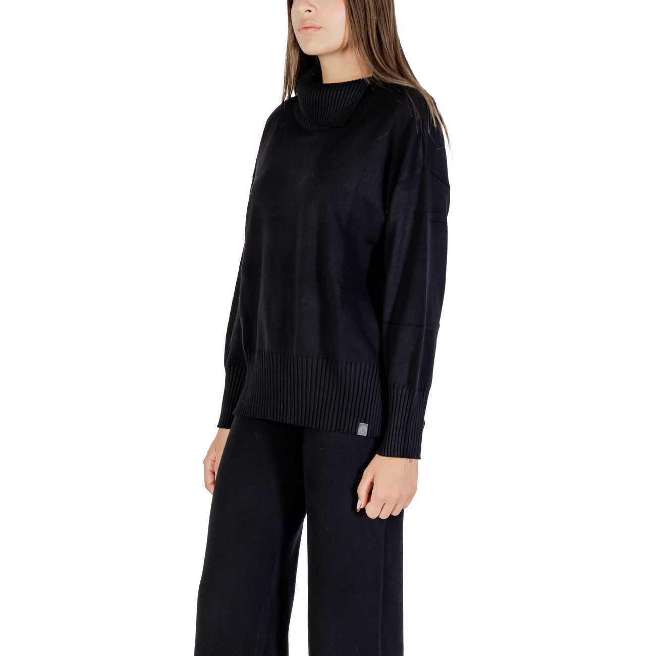 Choral  Women Knitwear