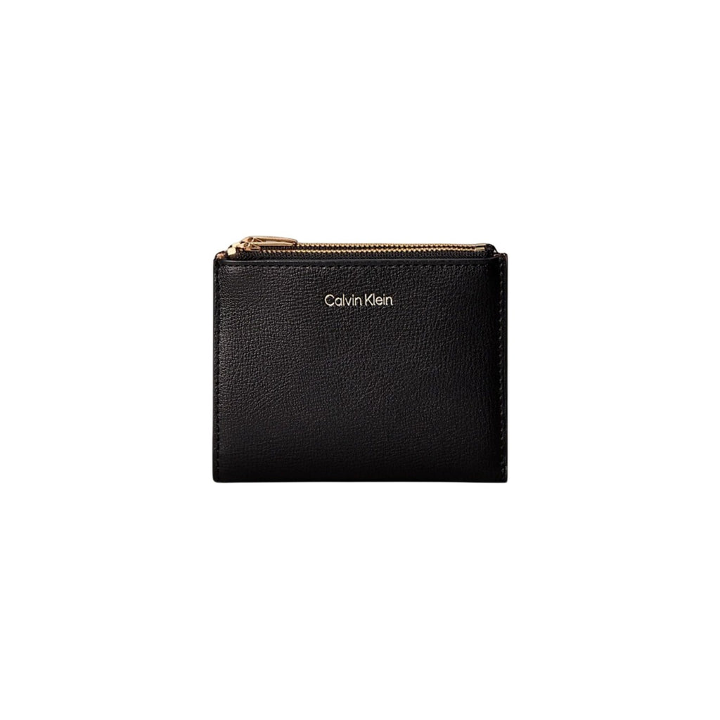 Calvin Klein  Women Wallet