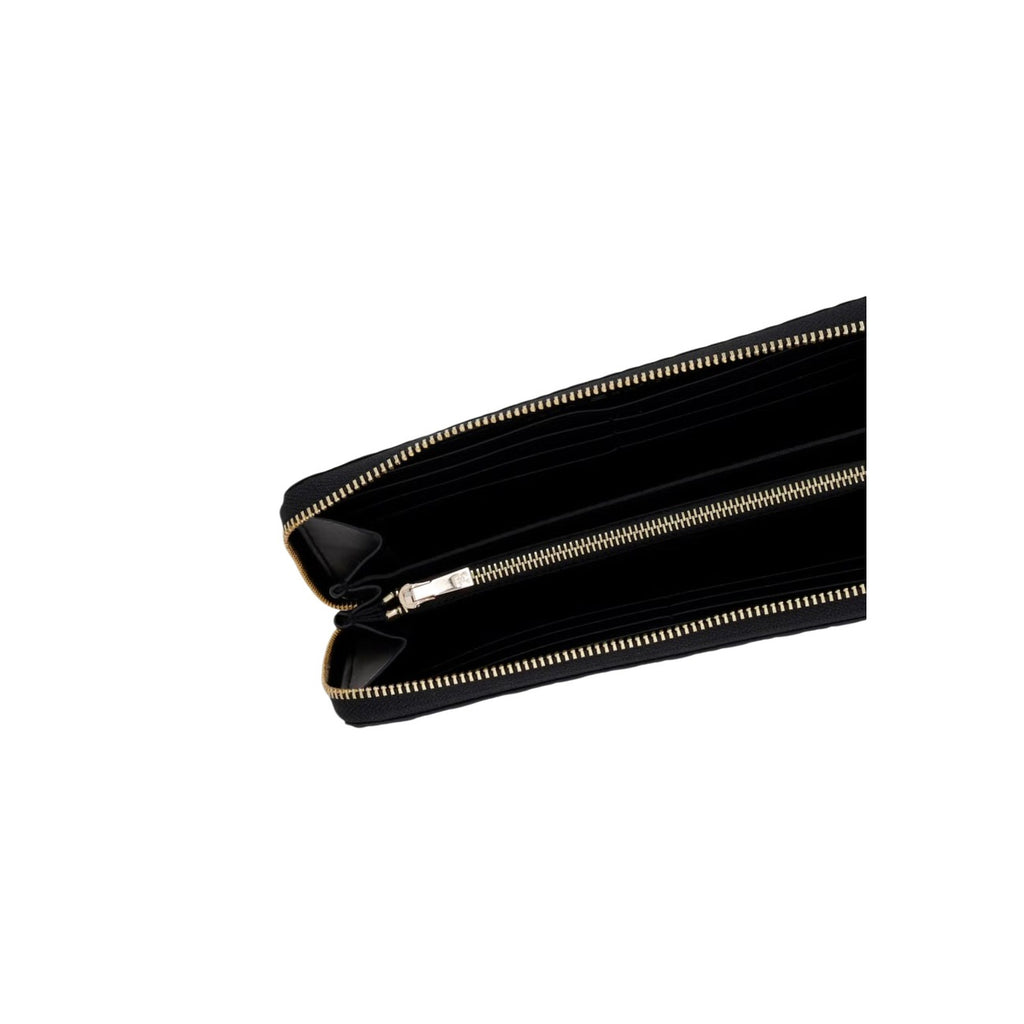 Tommy Hilfiger  Women Wallet