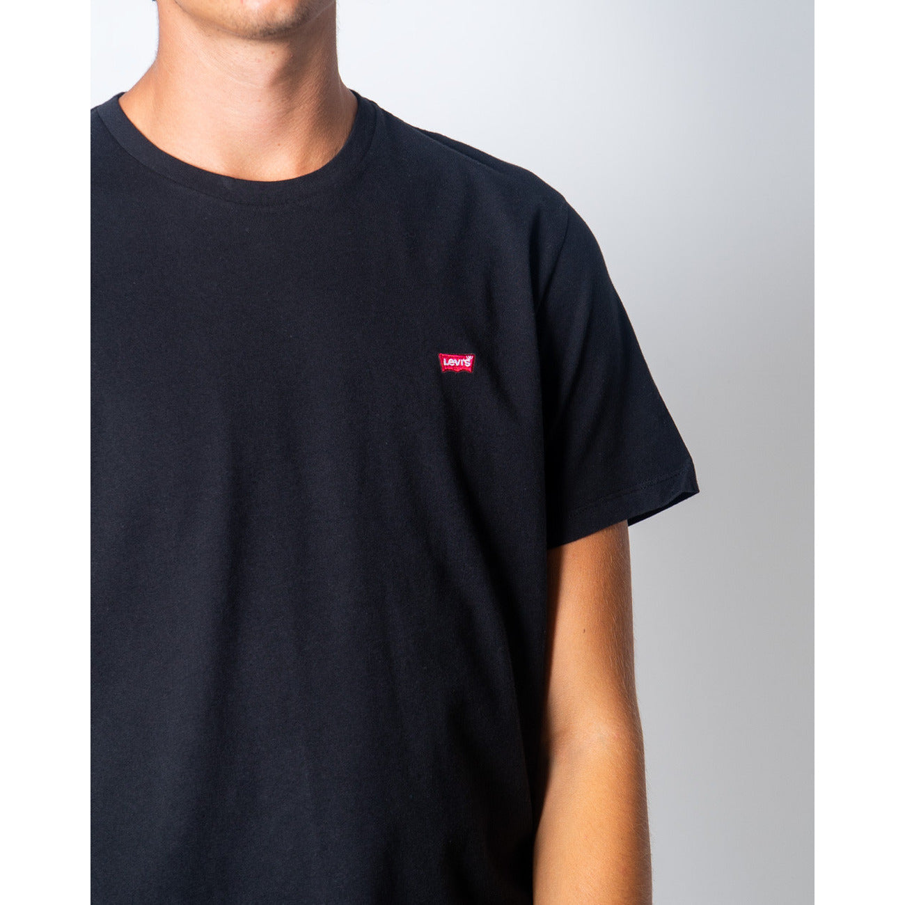 Levi`s Men T-Shirt